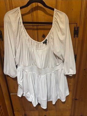 Torrid white Scoop-Neck Peasant Tunic